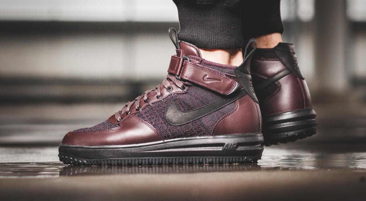 nike air force 1 flyknit work boot