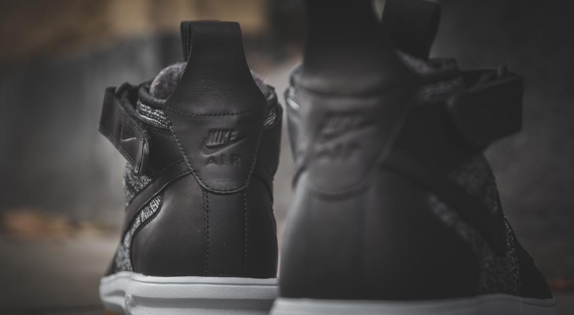 Nike Lunar Force 1 Flyknit Workboot  display picture 2