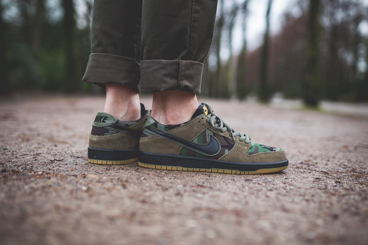 nike dunk low olive