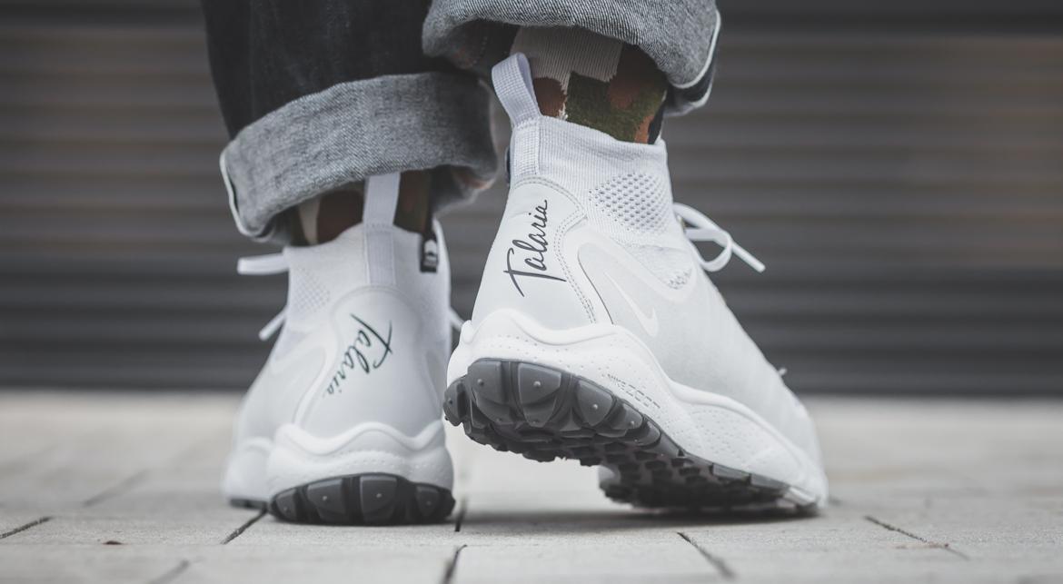 nike talaria white