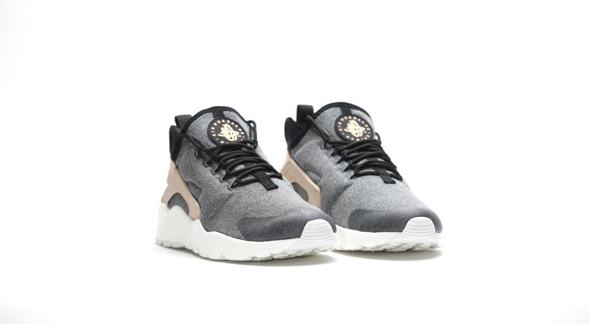 Nike W Air Huarache Run Ultra Se 