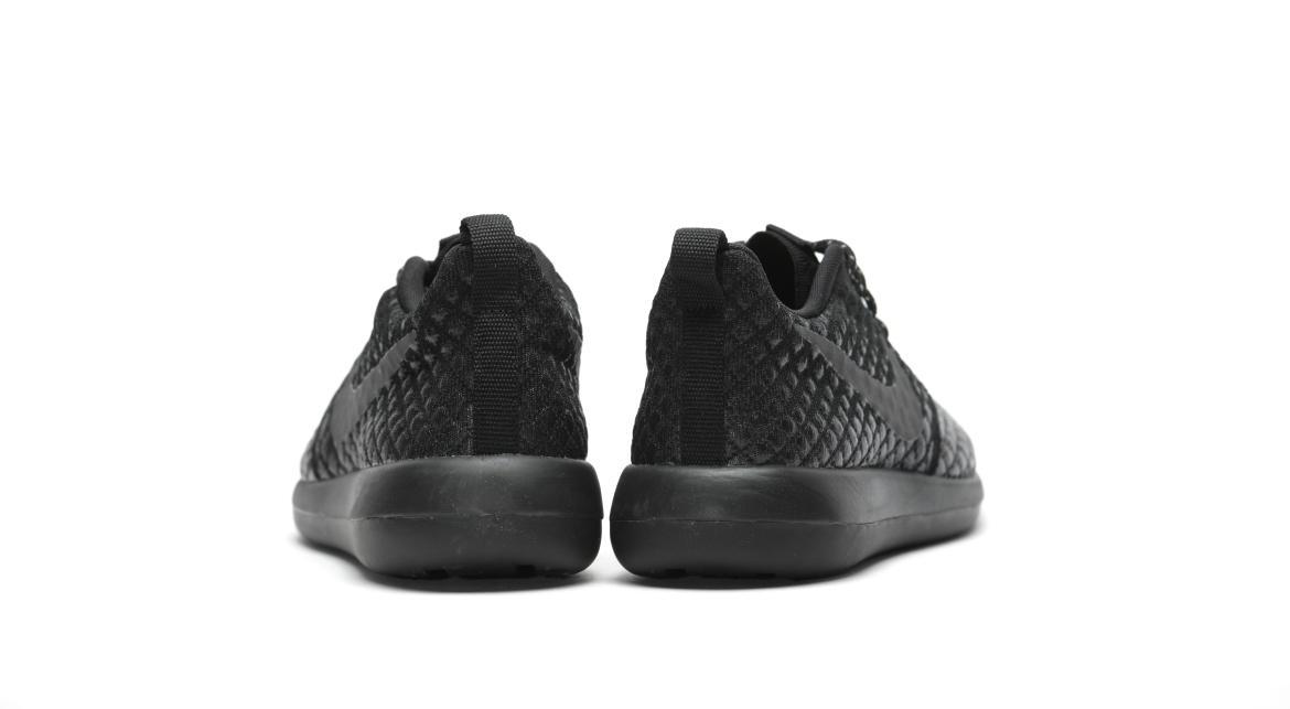 Nike Roshe Two Flyknit 365 "All Black"
