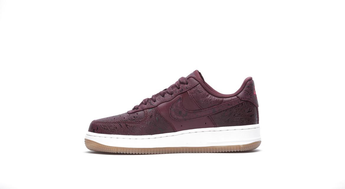 nike air force 1 burgundy velvet
