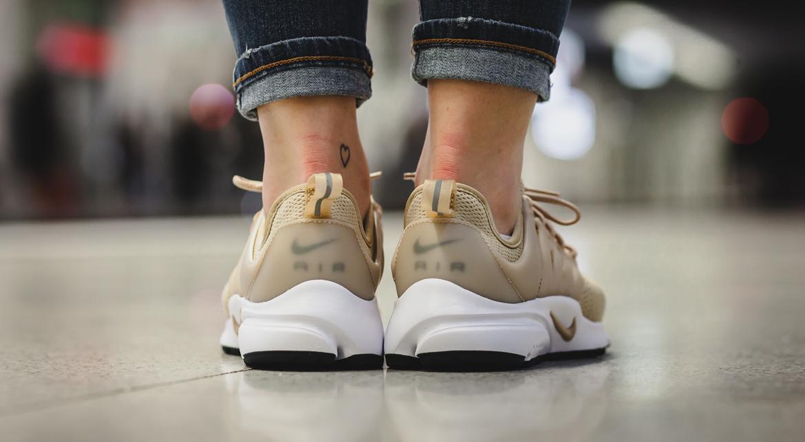 Nike Sneakers Nike Air Presto Beige Linen Nike Presto Beige Womens Outlet
