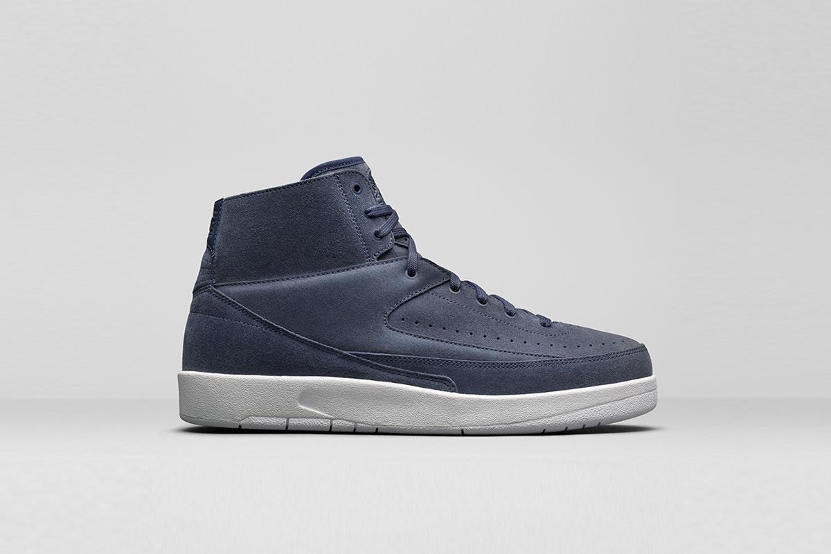 Air Jordan 2 Retro Decon "Thunder Blue"