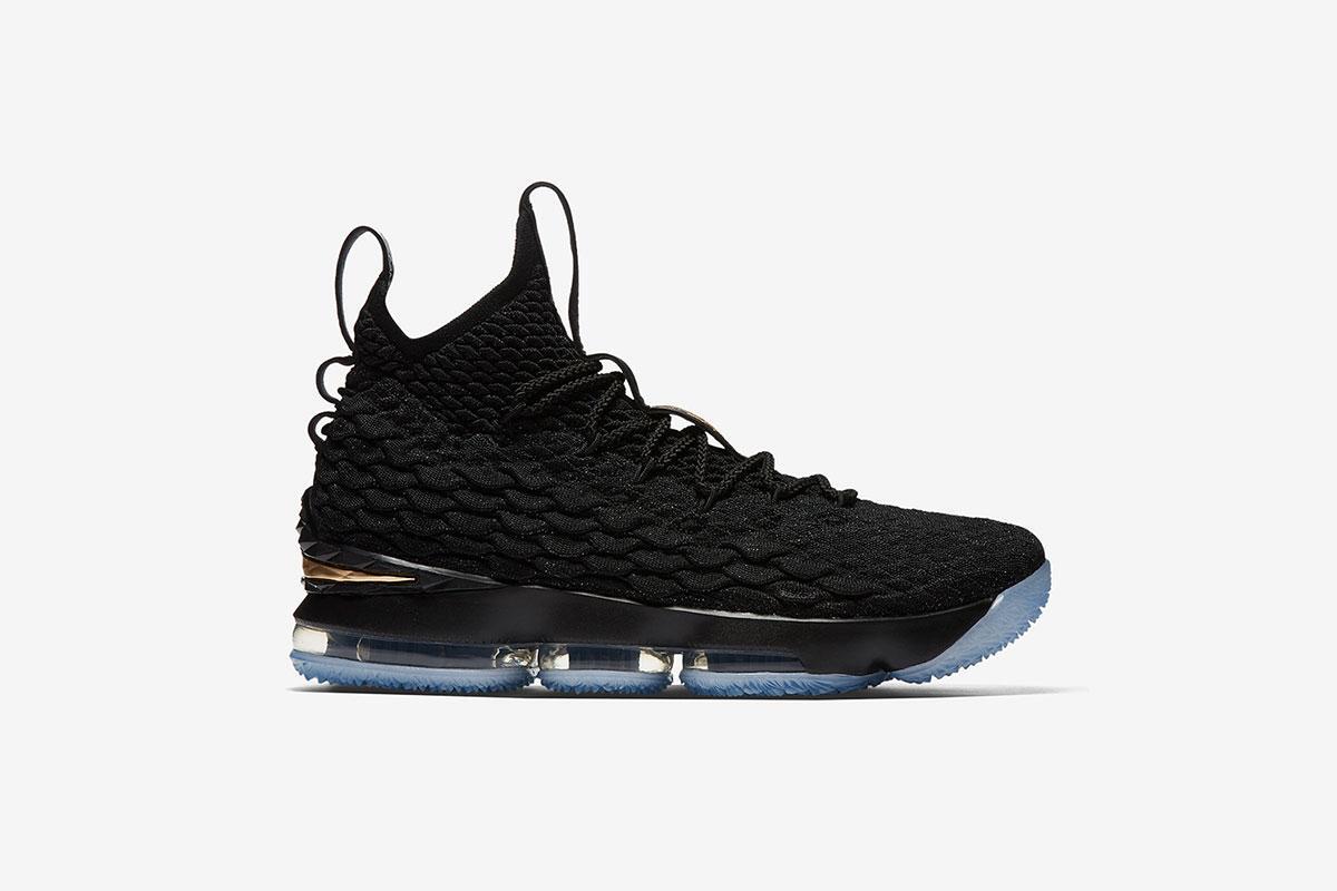 Nike Lebron XV "Black"