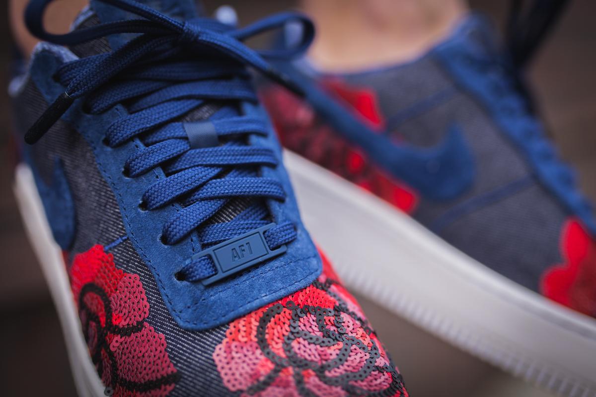 Nike WMNS Air Force 1 Upstep Lux "Binary Blue"