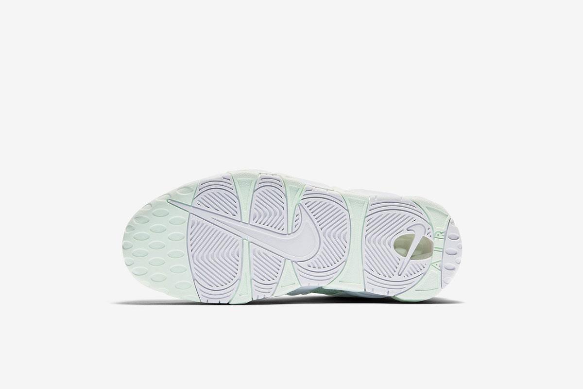 Nike Wmns Air More Uptempo 