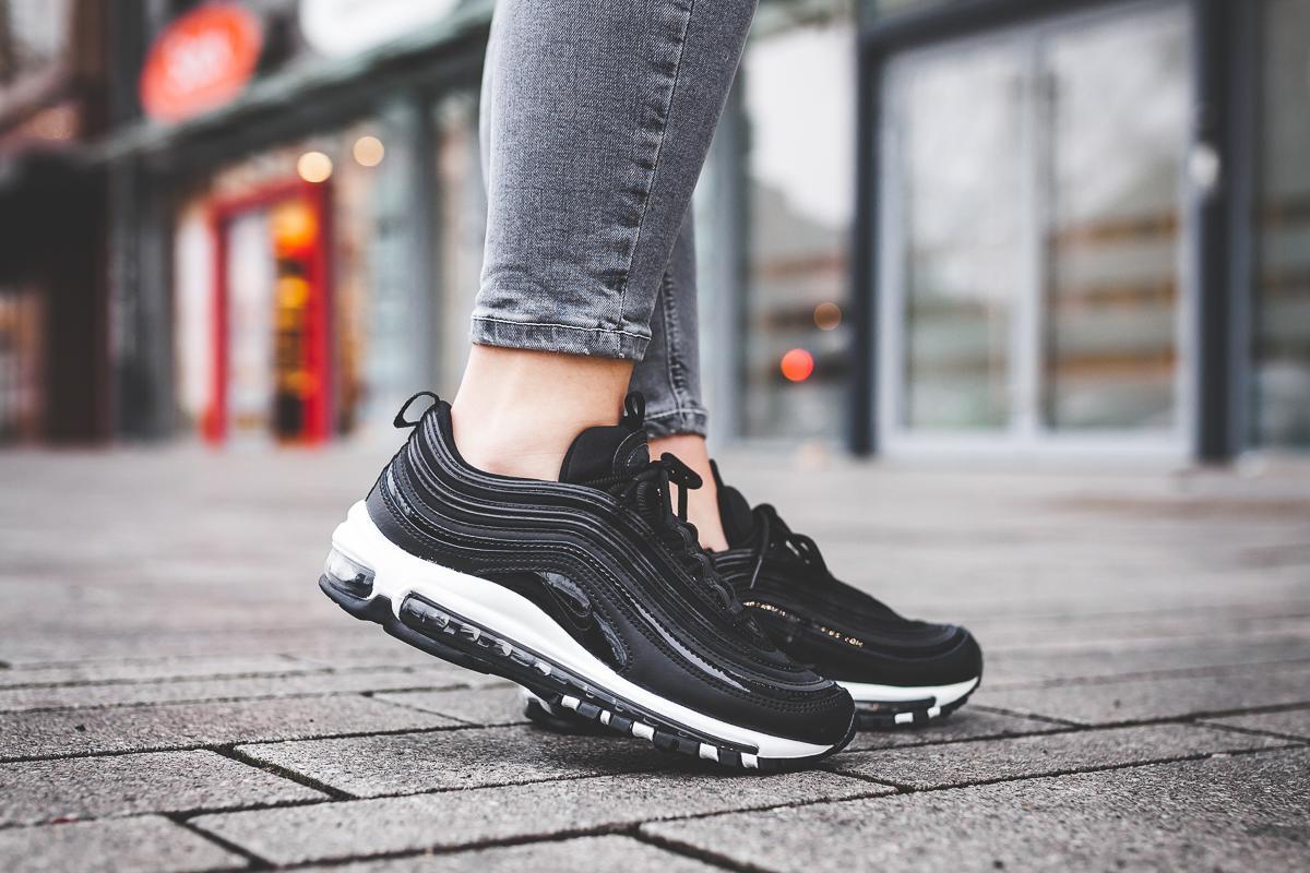 97s black womens