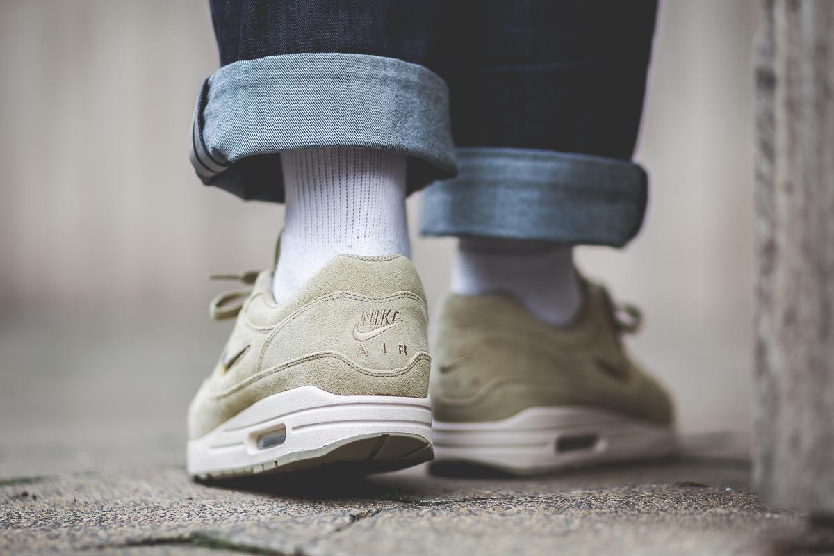 Olive Air Max Jewels Nike Air Max Premium Sc 