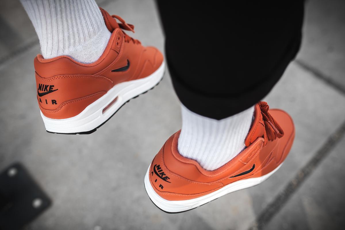 air max 1 peach