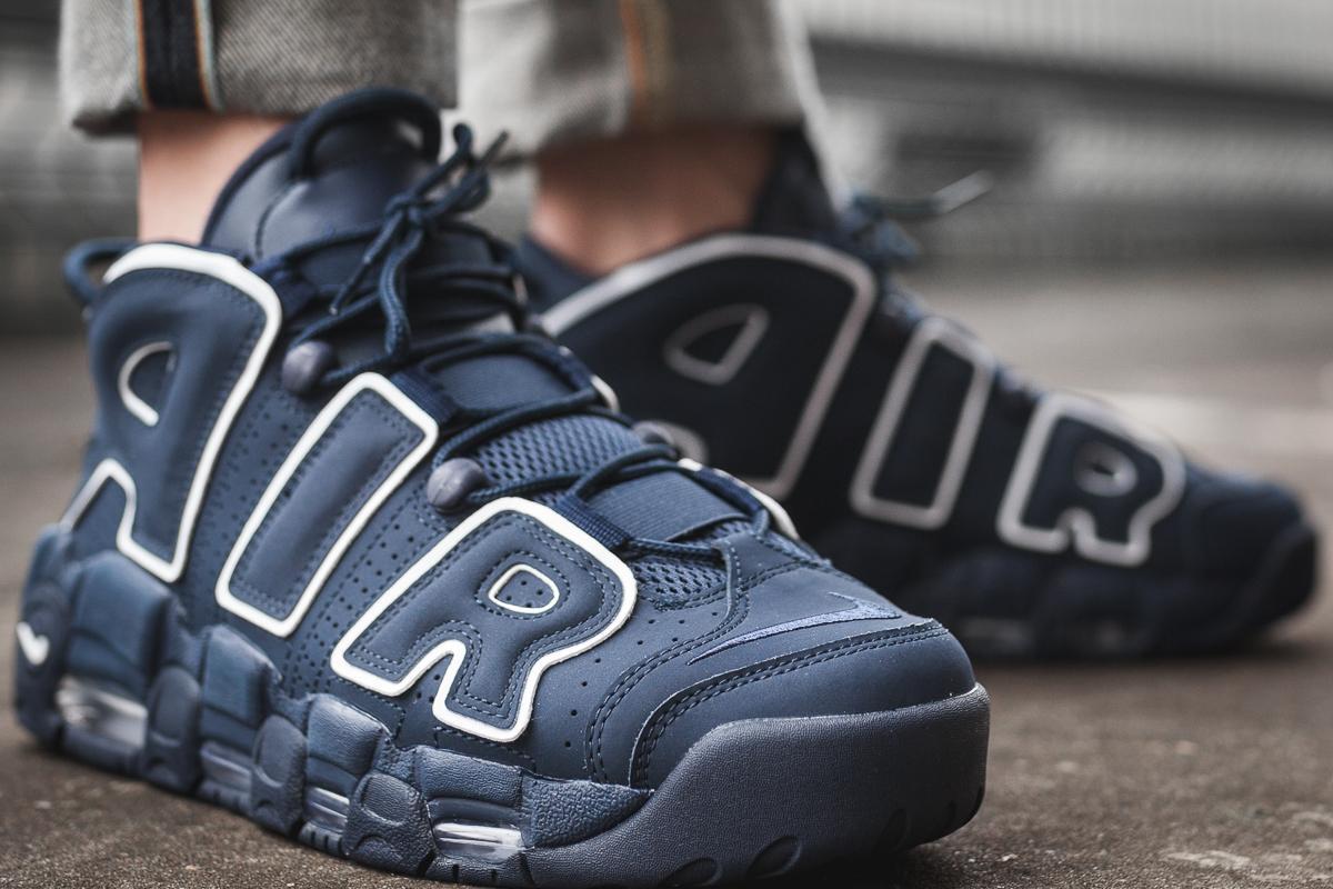 nike air uptempo obsidian