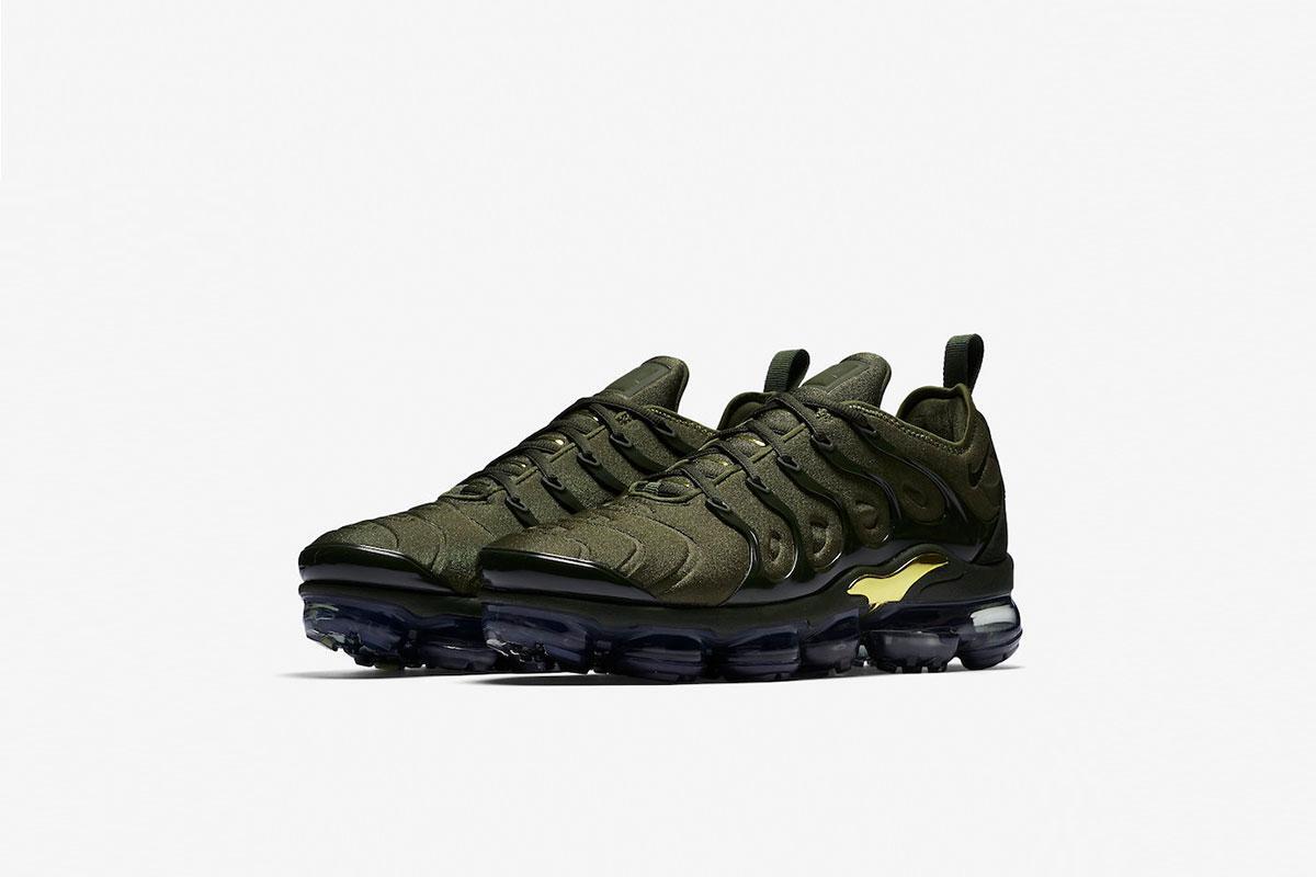 vapormax plus green