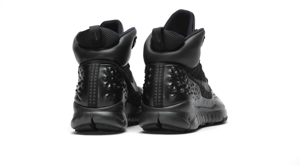 nike acg lupinek flyknit triple black