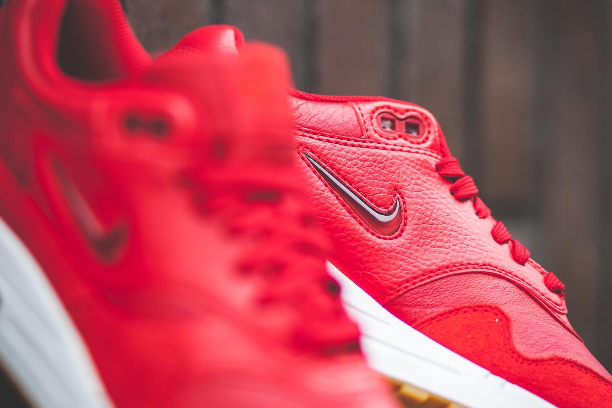 Nike Wmns Air Max 1 Premium Sc "Gym Red"