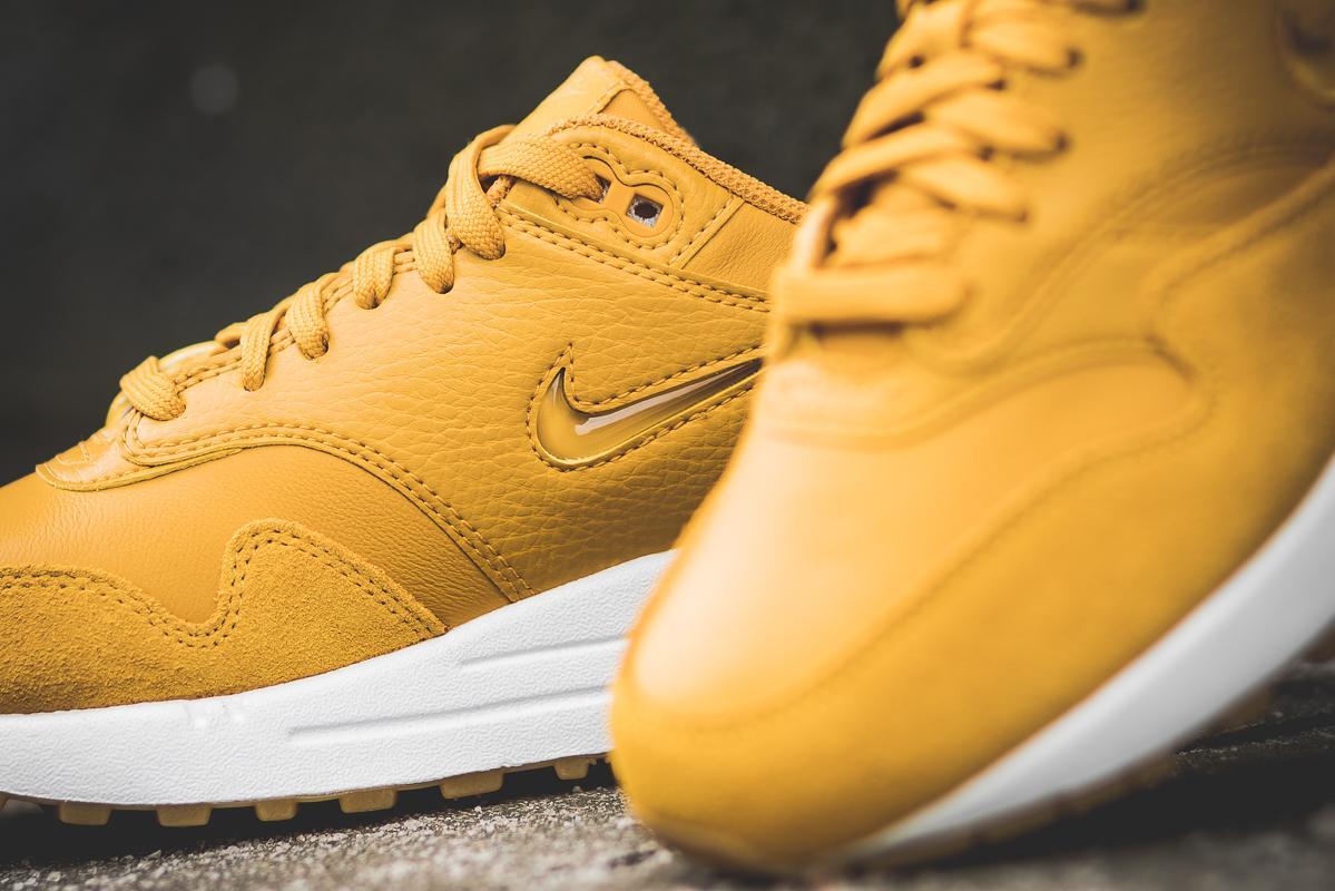 women's air max 1 premium sc mineral yellow