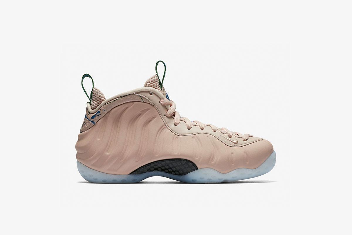Nike Wmns Air Foamposite One "Particle Beige"
