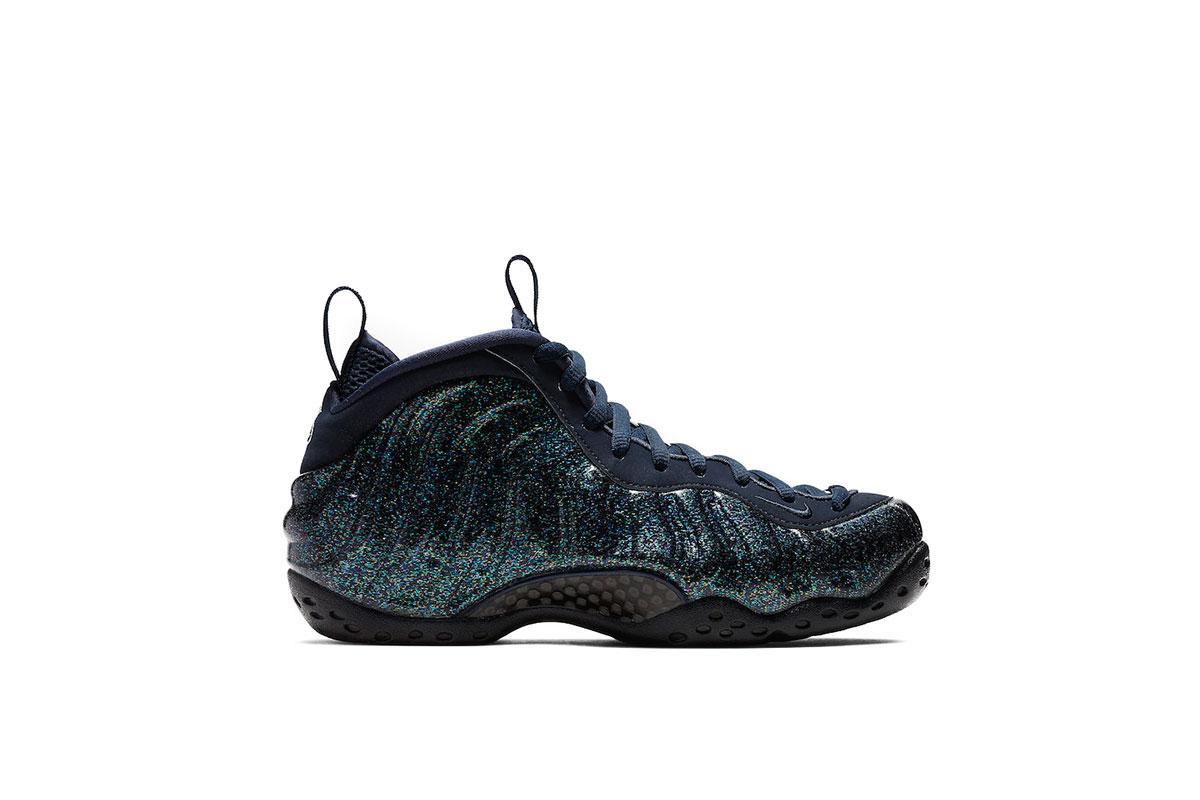 Nike Wmns Air Foamposite One "Obsidian"