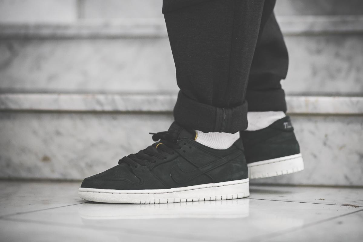 nike sb zoom dunk low pro decon