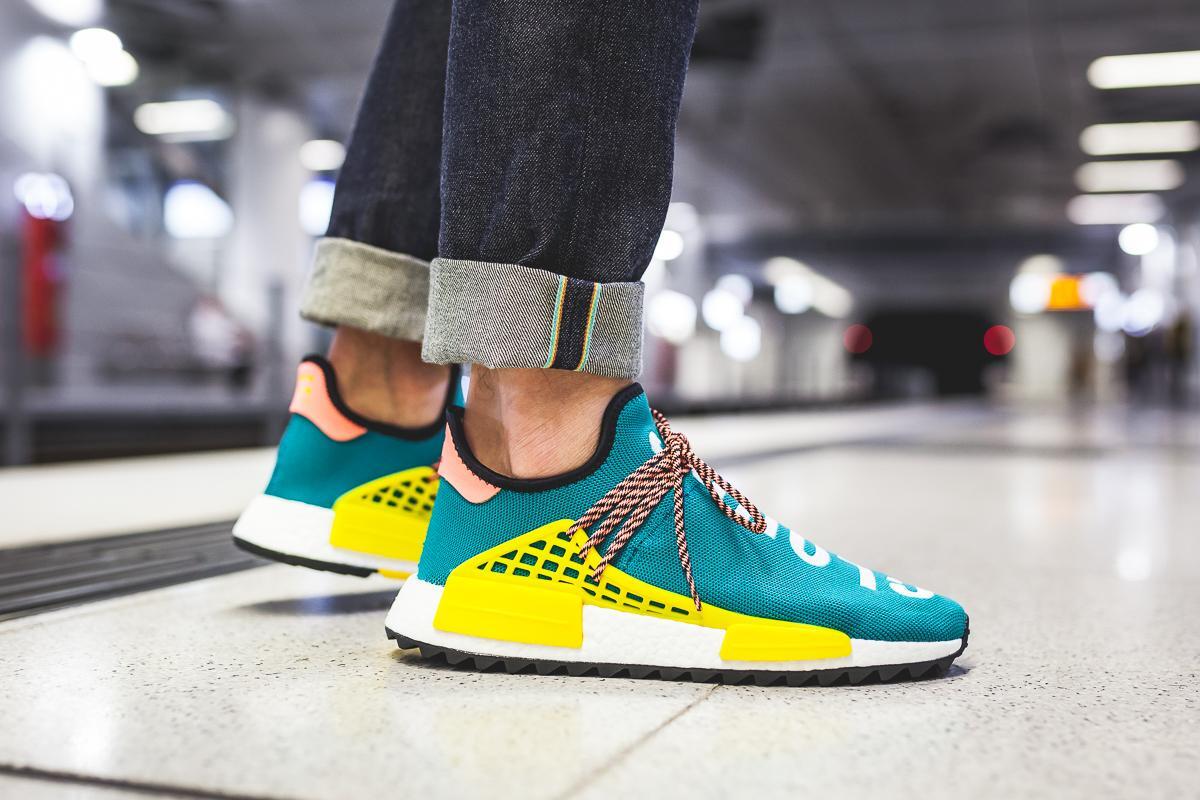 adidas gazelle silver green womens Adidas Human Race NMD Pharrell Holi Festival (Core Black)
