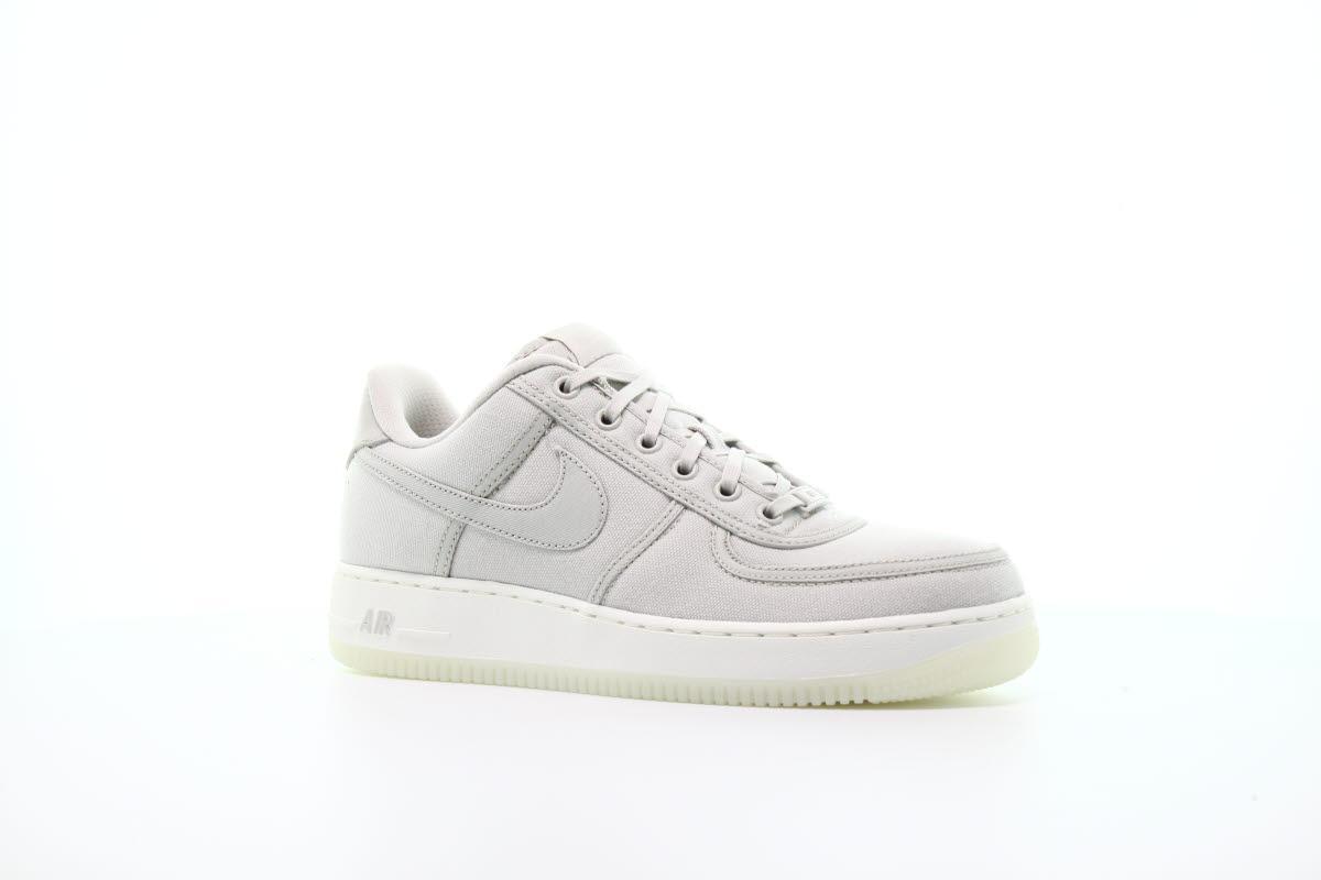 Nike Air Force 1 Low Retro QS 