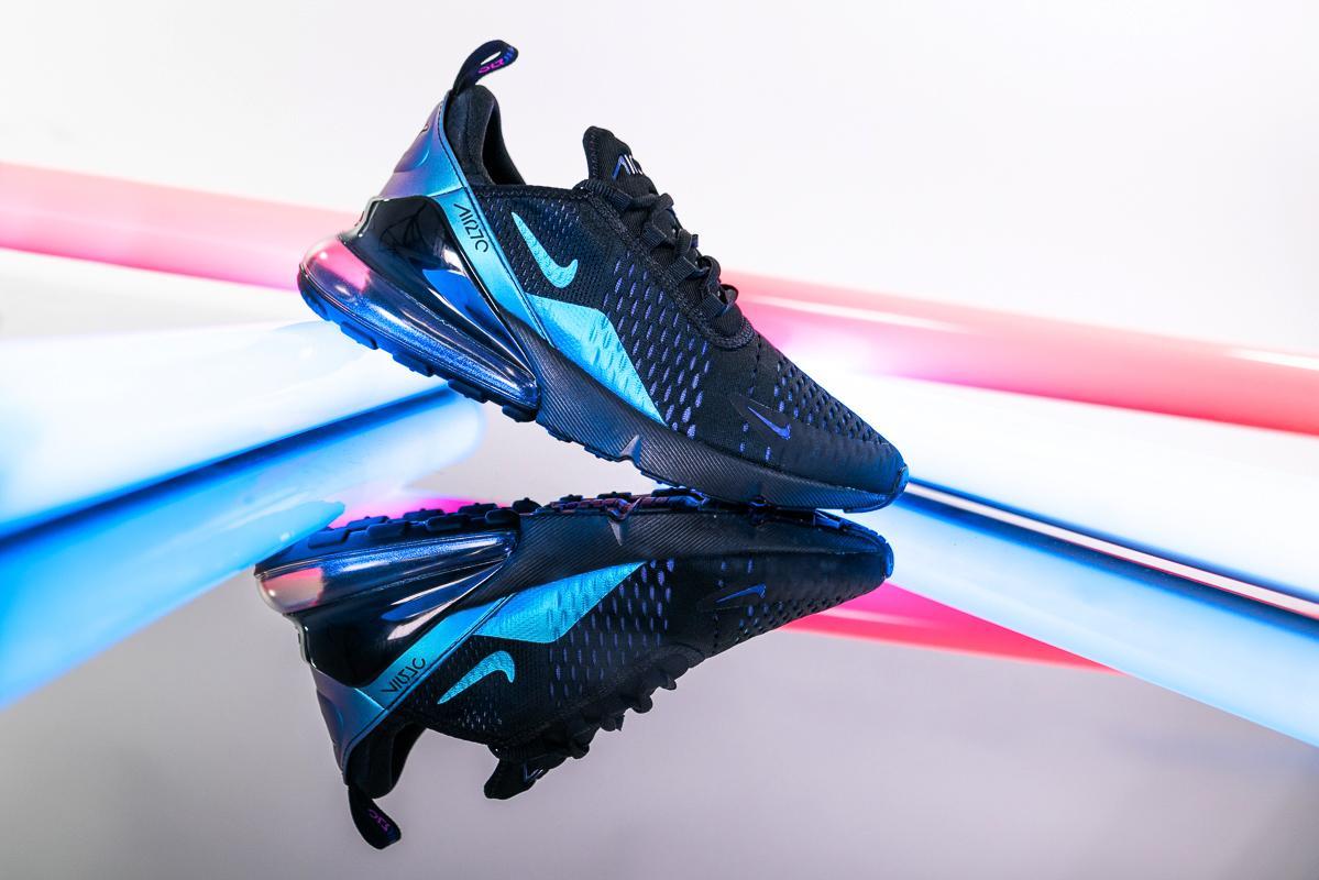 Air Max 270 Throwback Future (W) Air Max 270 Throwback Future (W)