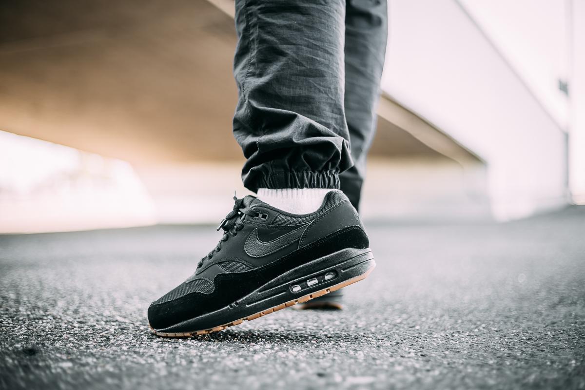 HOT Ah8145 007 Air Max One Black Gum Nike Air Max Gum Pack