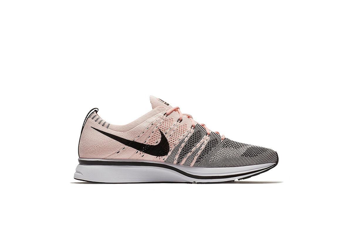 Nike Flyknit Trainer "Sunset Tint"