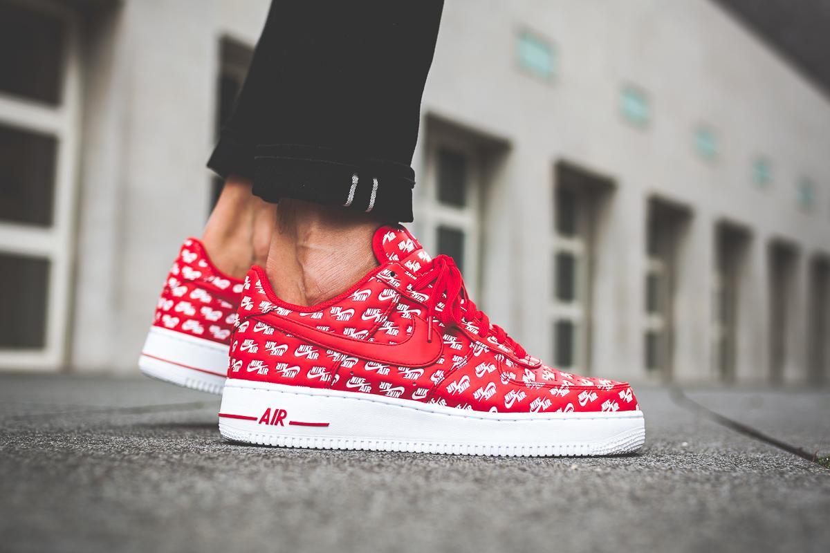 Nike Air Force 1 Low LV8 Shoes 11.5 Men University Red Croc Embossed  Smeakers
