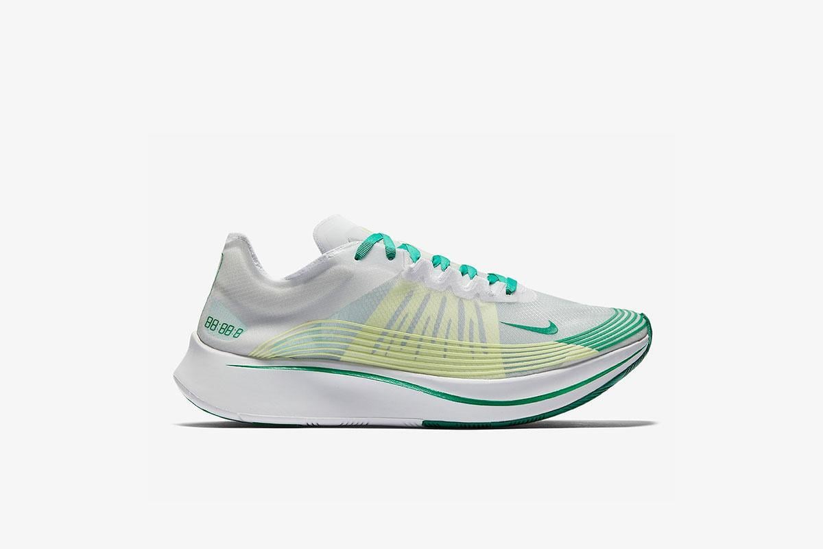 zoom fly sp sneakers