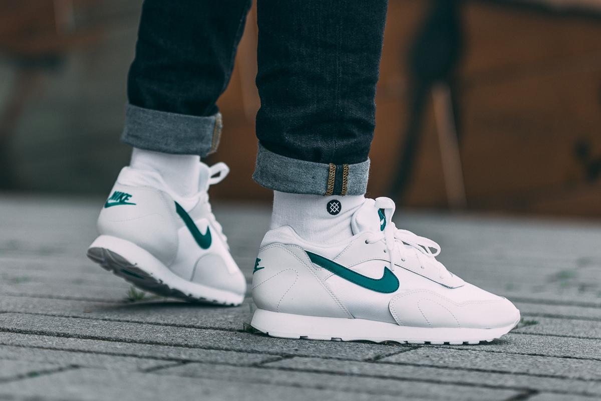 Ocurrencia responder Barry Nike WMNS Outburst "Opal Green" | 102 | AO1069 | EllisonbronzeShops STORE -  a very nice Air Max 1 87 QS Obsidian for women