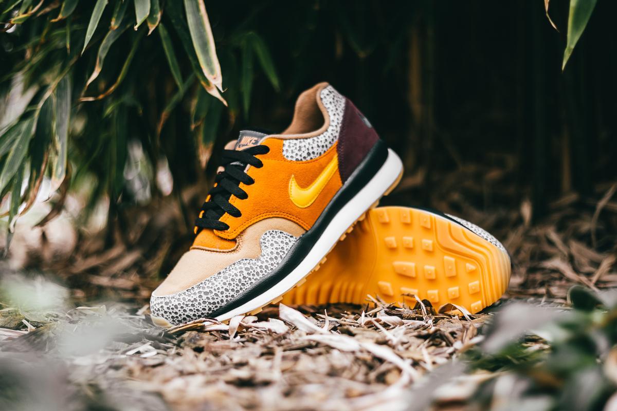 Nike Air Safari Se "Monarch"