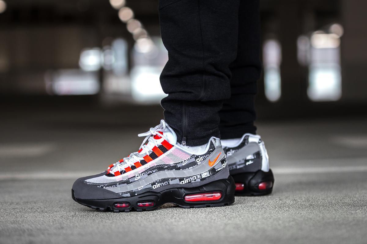 NIKE AIR MAX 95 PRNT AQ0925-002 ナイキ エアマックス ATMOS アトモス WE LOVE NIKE ブラック×ブライトクリムゾン US10.5 28.5㎝ NIKE(ナイキ) ⁄ AIR MAX 95 PRNT⁄エアマックスプリント⁄グレー⁄AQ0925