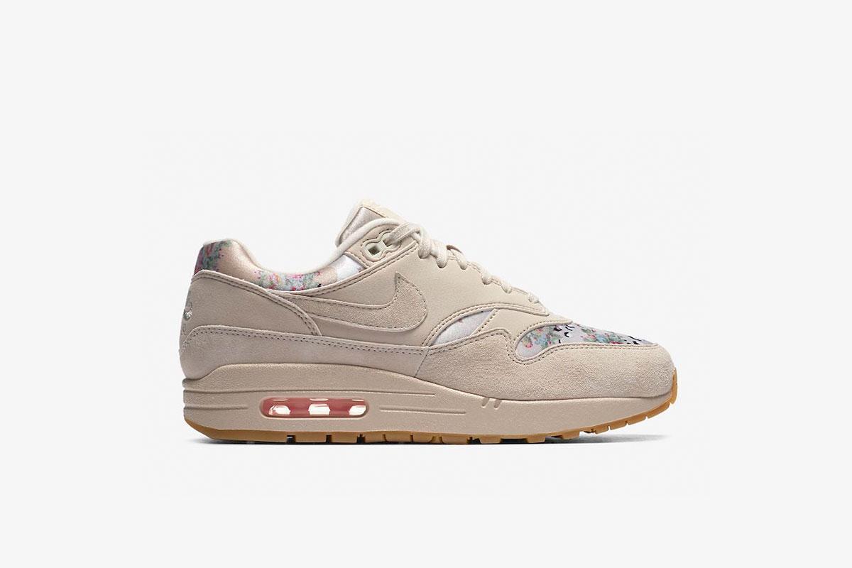 Nike Wmns Air Max 1 "Desert Sand"