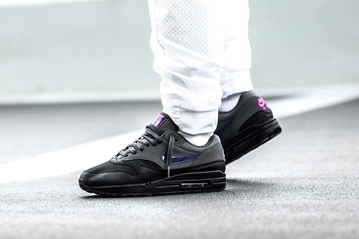 nike air max 1 dark grey purple & pink