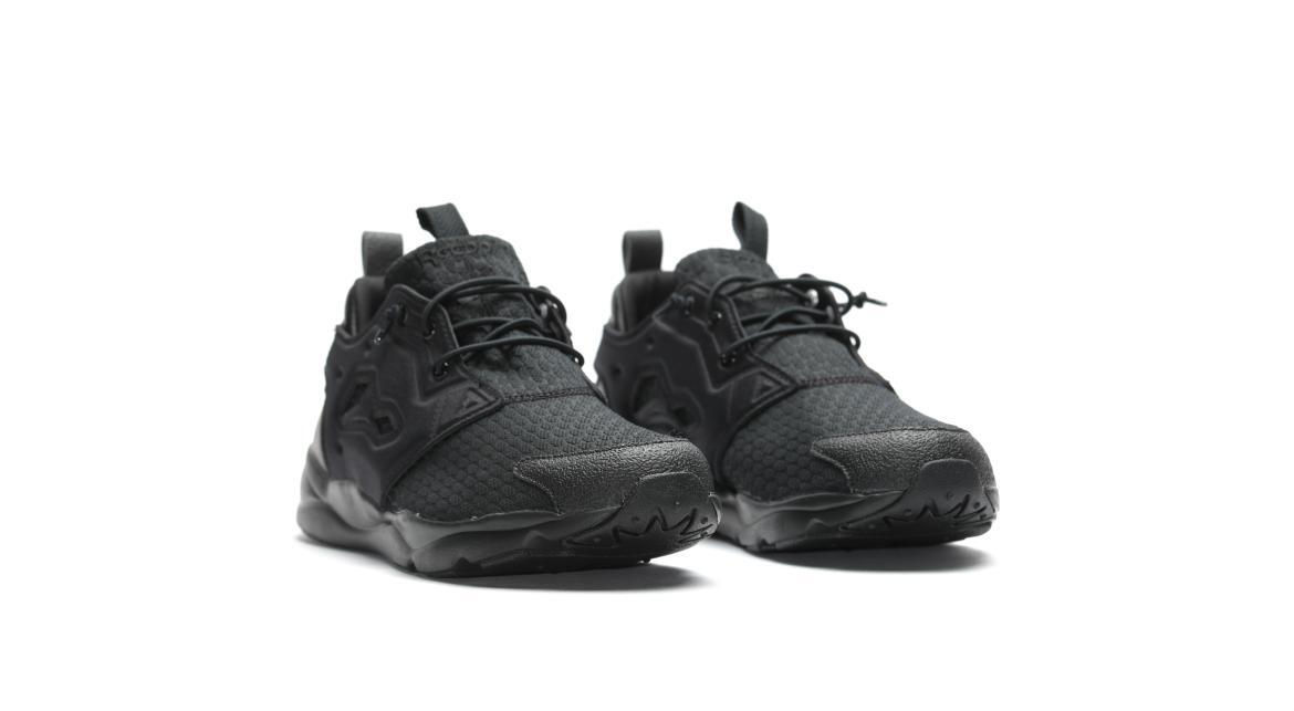 Reebok Furylite "Triple Black"