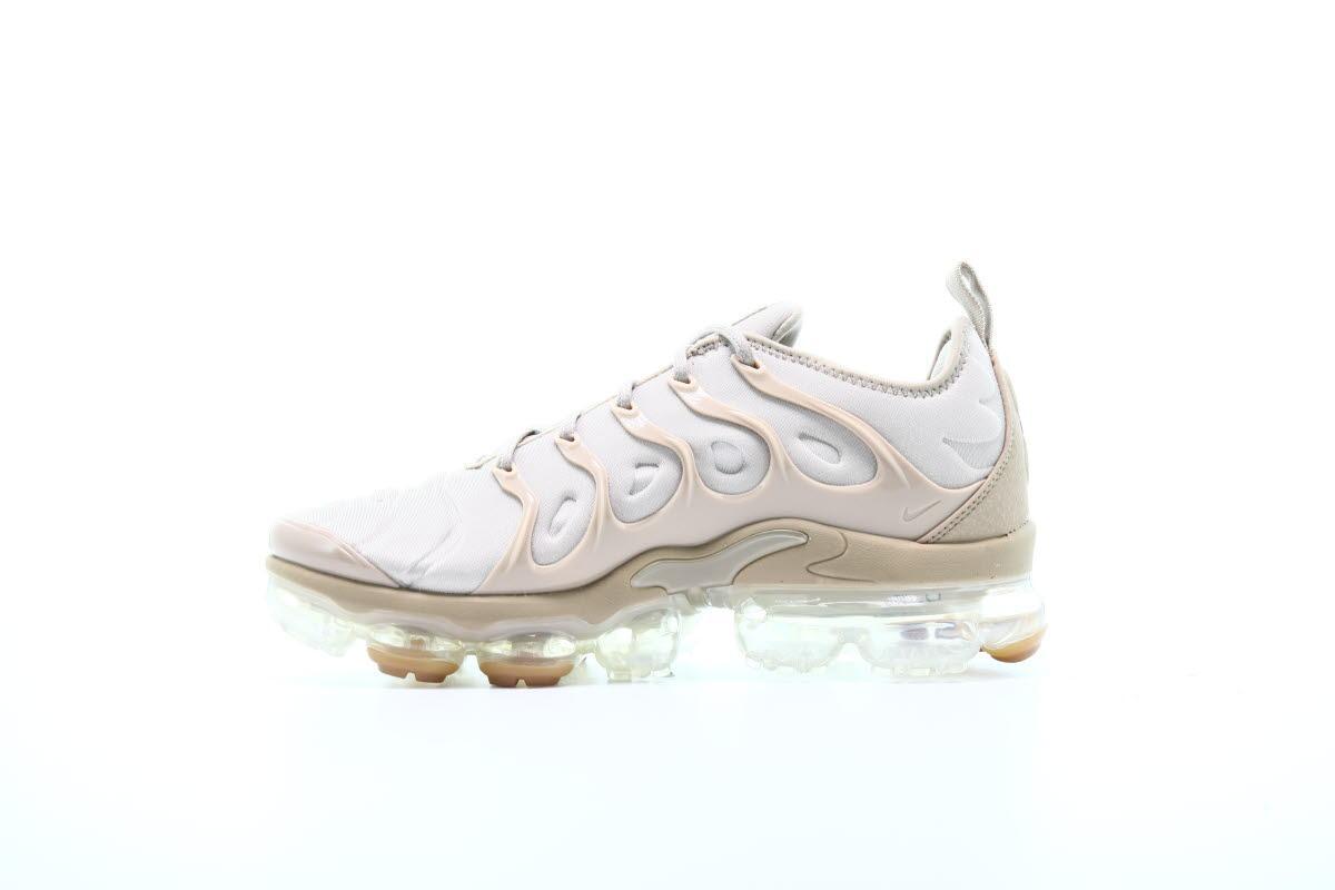 vapormax plus string desert