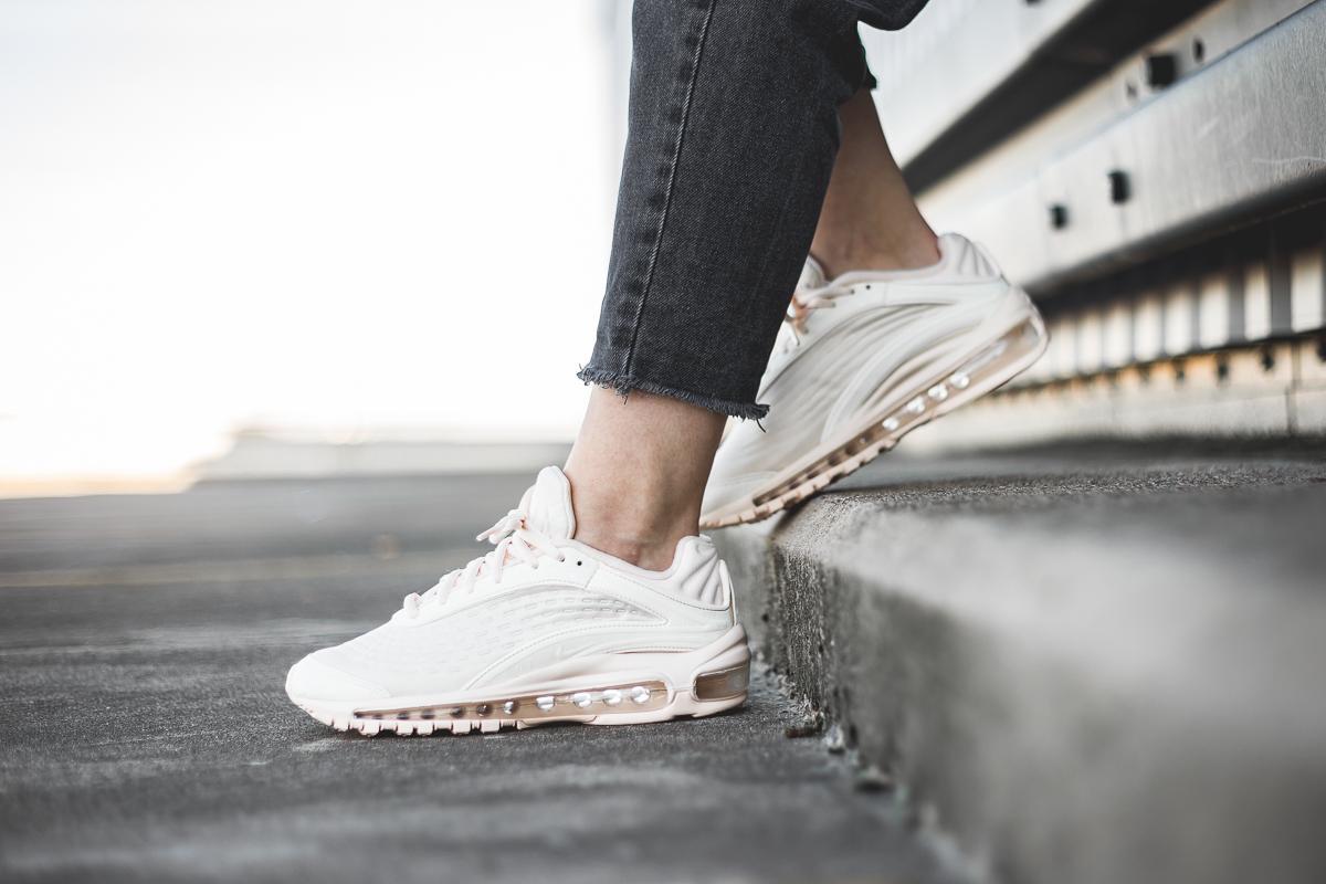 Nike Wmns Air Max Deluxe SE \