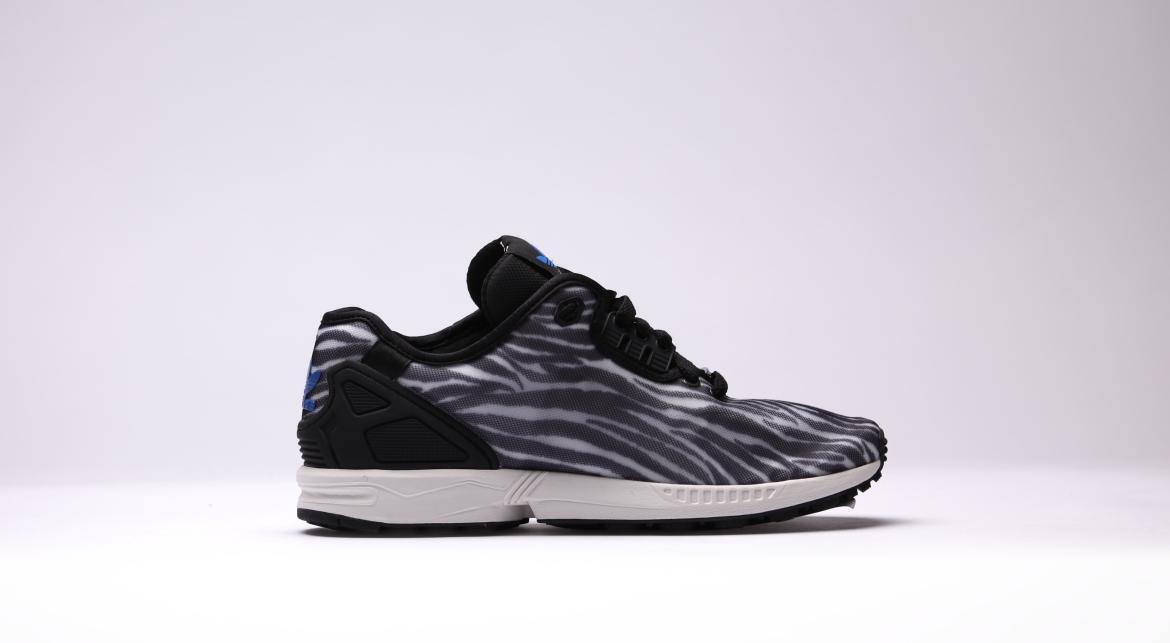 adidas Originals ZX Flux Decon "Zebra"