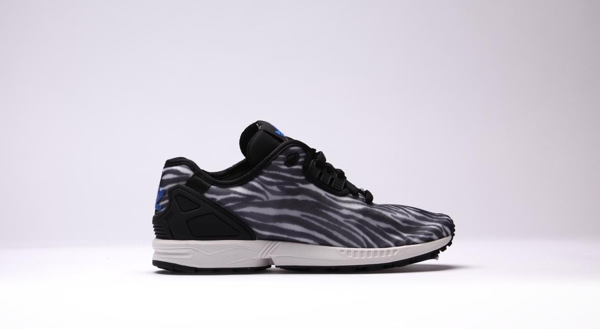 Adidas zx zebra best sale