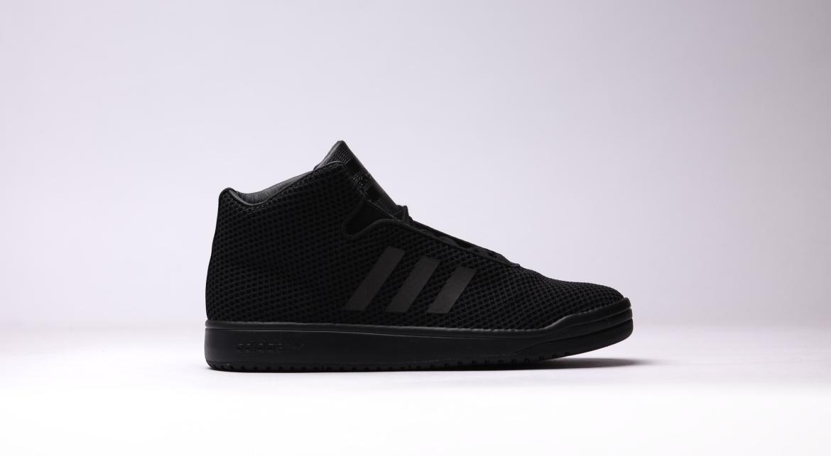 adidas Originals Veritas Mid "Blackout"