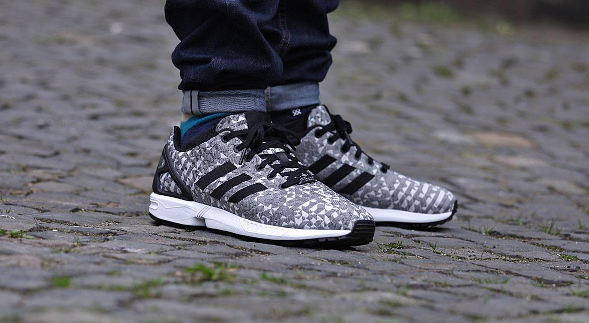 Adidas - ZX Flux Weave Ftwr White/Core Black/Charcoal Solid Grey - Girl  Shoes