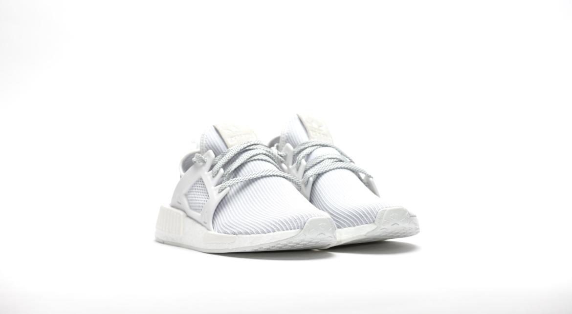adidas gazelle silver green womens Tnis Adidas NMD Runner Primeknit Vintage White/Lush Red Branco  NewSkull
