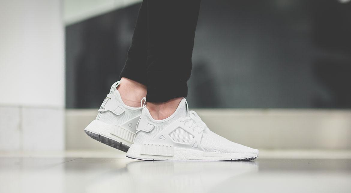 adidas gazelle silver green womens Adidas NMD R2 Primeknit White Black