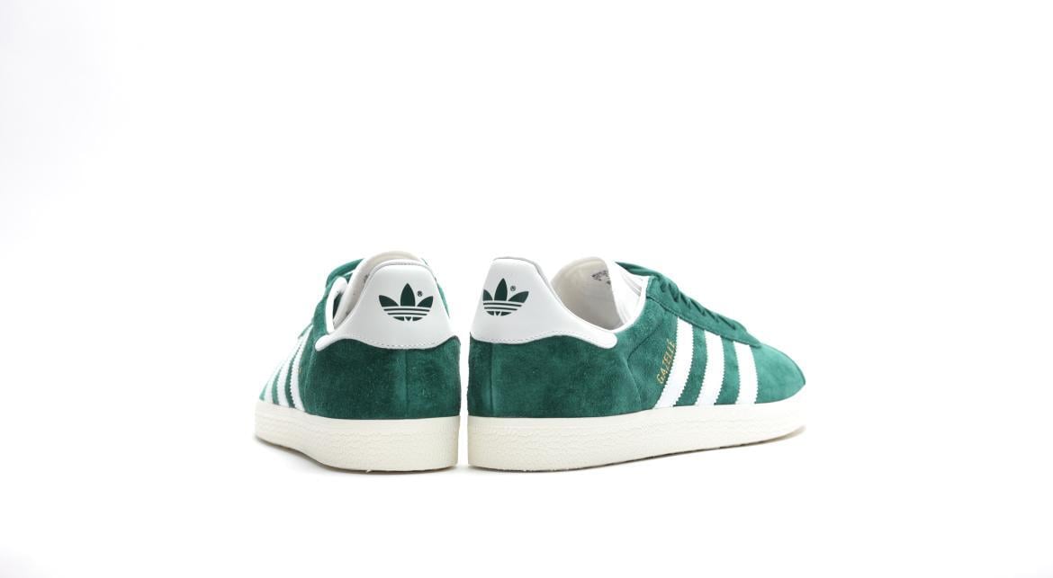 adidas gazelle silver green womens Women's adidas Samba OG Cream White/Collegiate Green / 6 main image 1