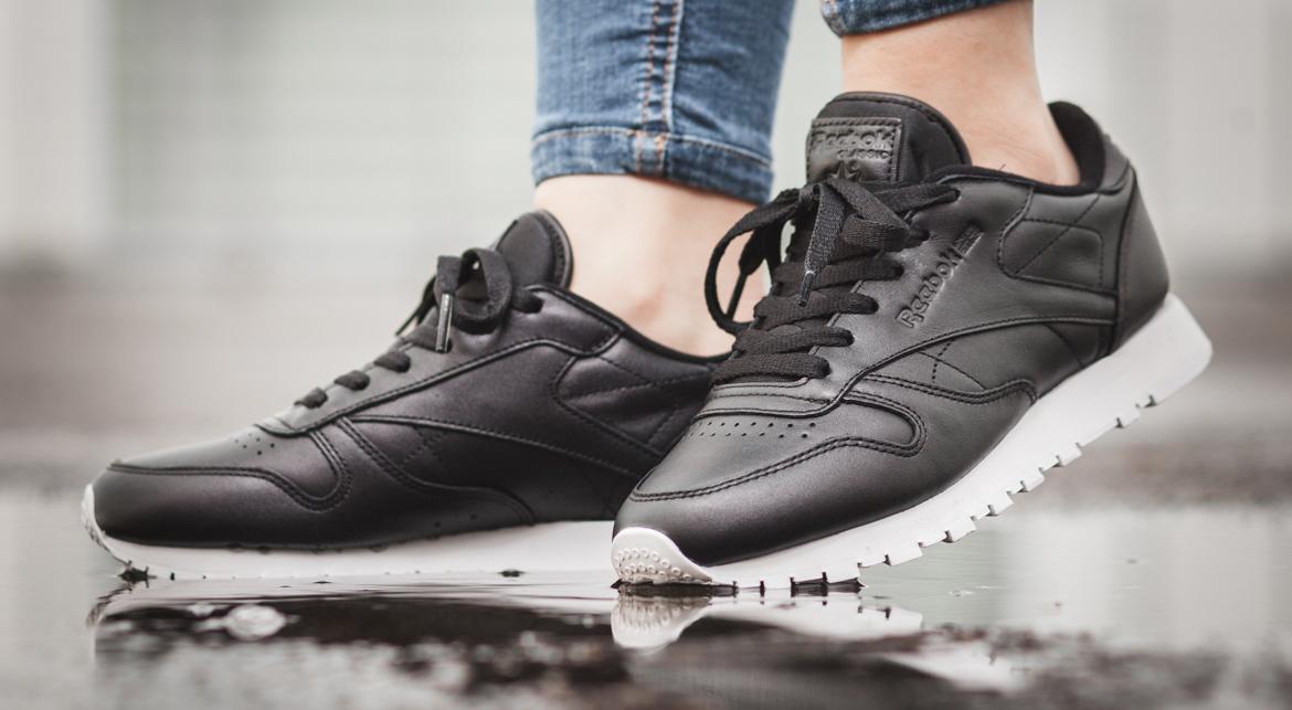 Reebok Wmns Classic Leather Pearlized "Black" -