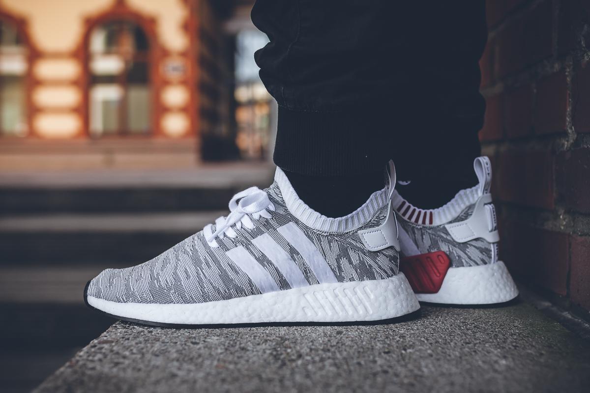 adidas gazelle silver green womens Adidas NMD R2 Primeknit White Black