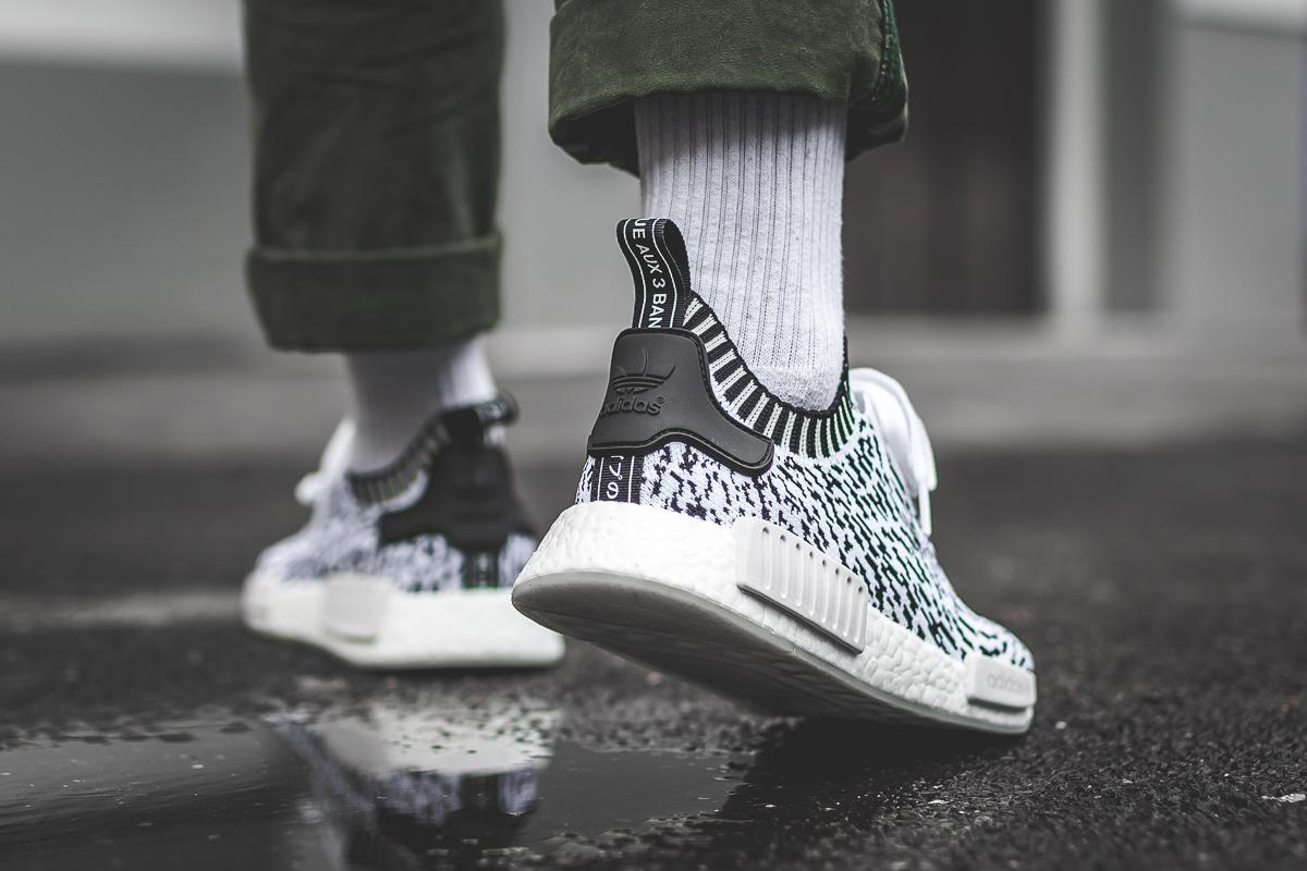adidas gazelle silver green womens Adidas NMD R1 PK Zebra White NOIRFONCE Sneakers main image 1