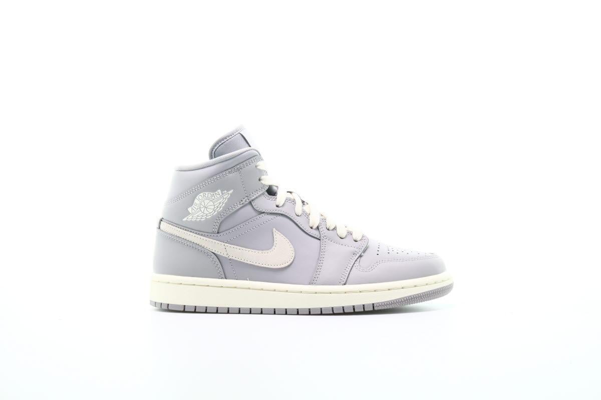 aj1 atmosphere