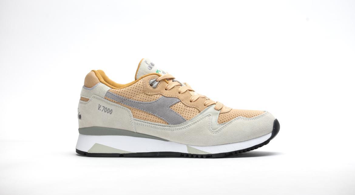 Diadora V7000 PREMIUM "LIGHT GREY"